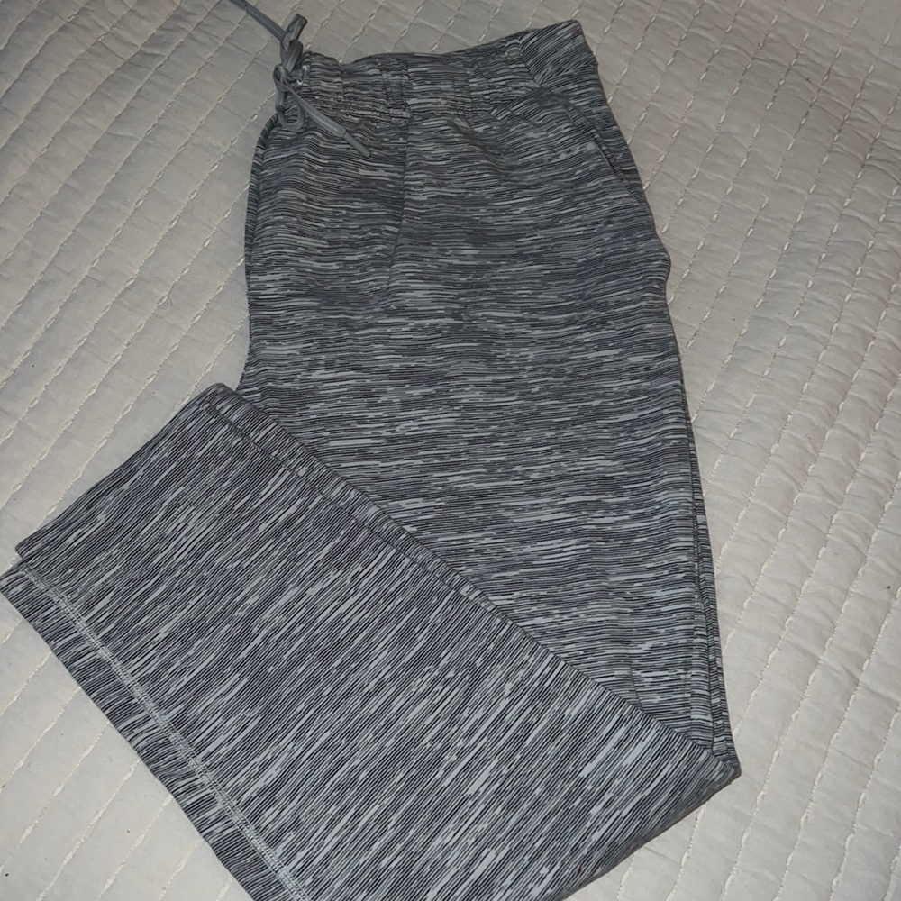 Lululemon on The Fly Women’s Pant Size 10